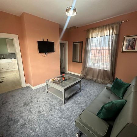 Cozy Flat By Birmingham Canals & City Centre Екстер'єр фото